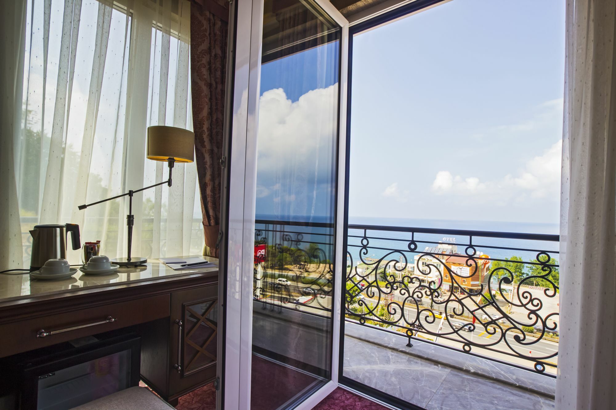 Mell Hotel Trabzon Ngoại thất bức ảnh